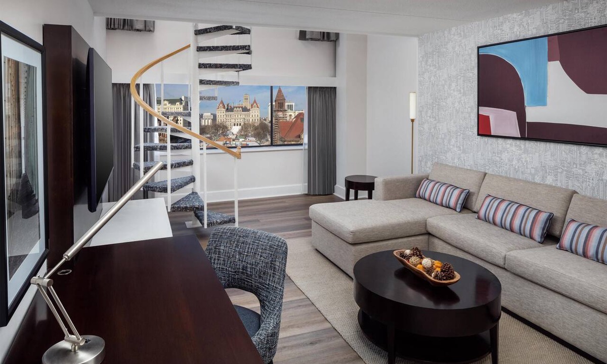 Downtown Albany Hotel | Hilton Albany