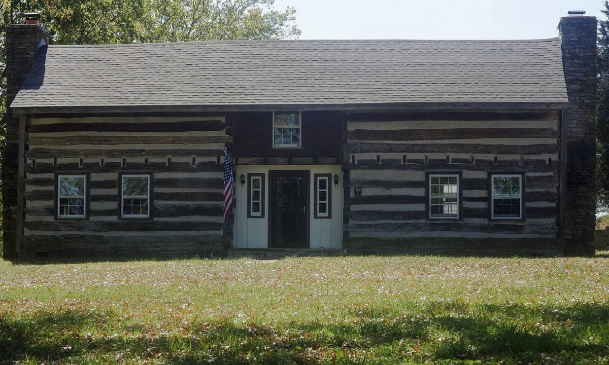Winchester Cabin | Historic Log Cabin - Farm - Near RRG and Lex. Winter retreat rates available