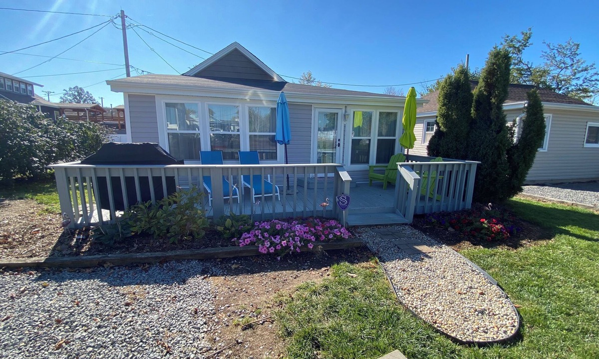 Russells Point Cottage | Historic Tiny Cottage just a short walk to the lake. Pet Friendly!