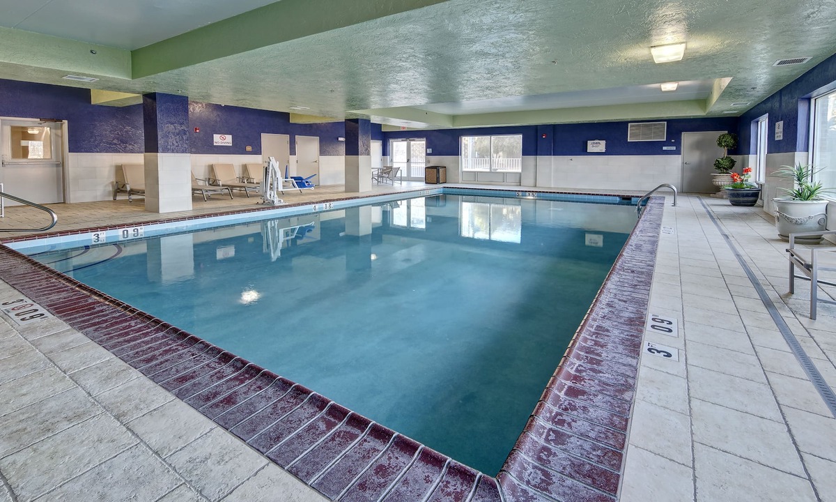 London Hotel | Holiday Inn Express & Suites London by IHG
