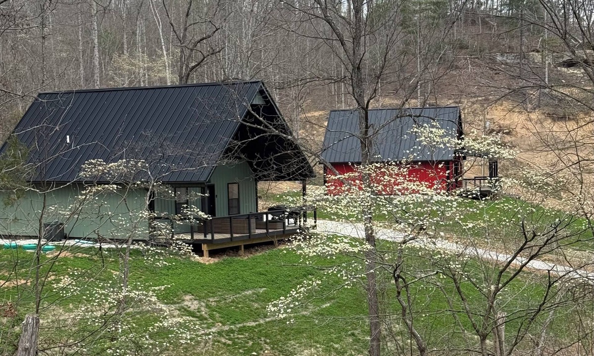 Stanton House | Hollerwood Duo :Two Homes, One Epic Stay