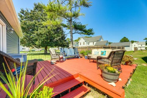 Willis Wharf House | Home w/Fire Pit < 1 Mi to Willis Wharf Boat Ramp!