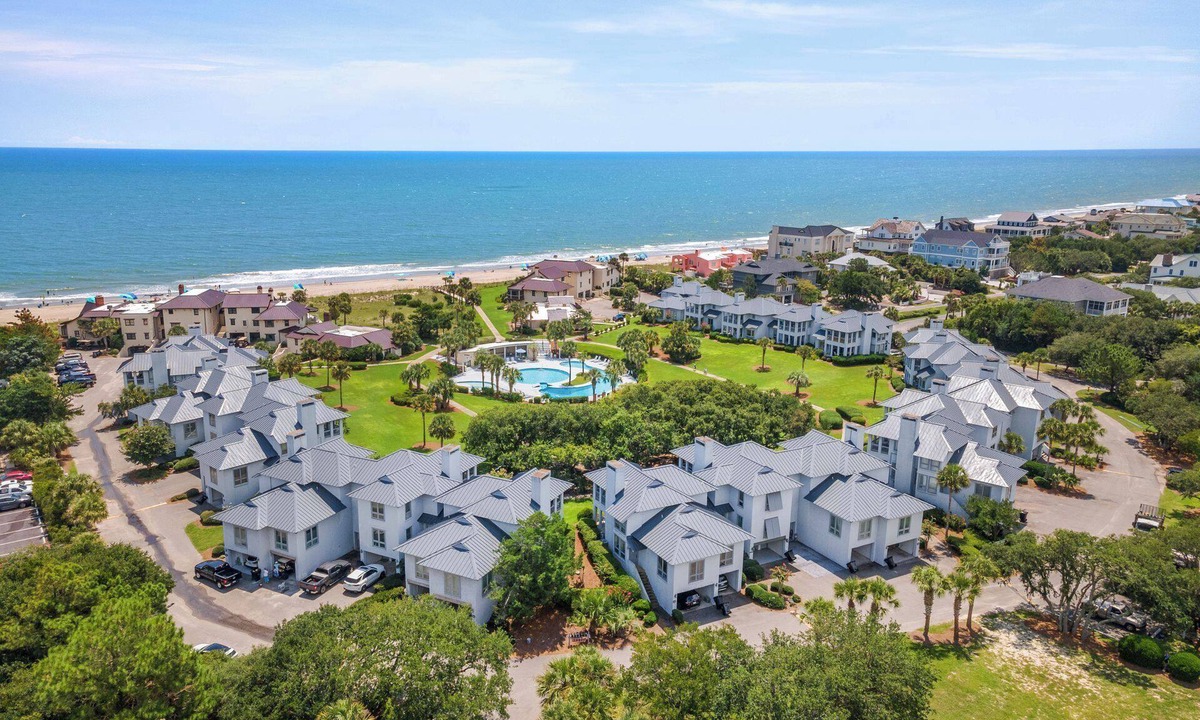 Debordieu Colony Condo | Inviting Ocean View Villa with Easy Beach and Pool Access Deans