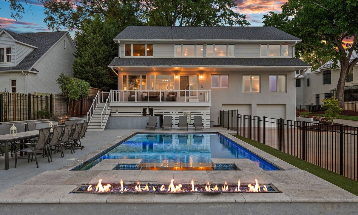 Cornelius House | Just Coasting by SoCharm | Relaxing Lakeside Retreat on Lake Norman