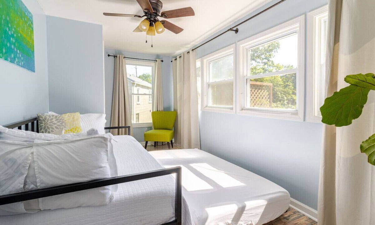 North Chattanooga House | Kid-friendly 3/2 Home, 3 Mins to Downtown + Deck