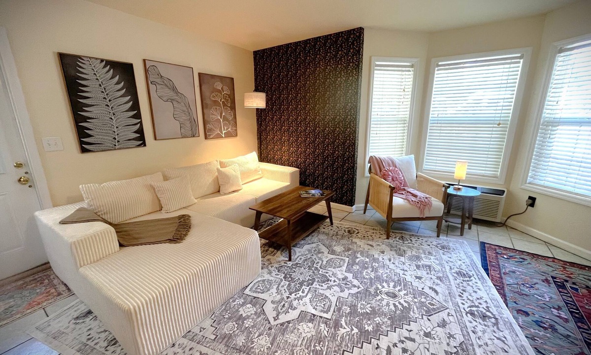 Lake Lure Apartment | Ladybug Suite at Grey Hawk Bar & Gardens Kitchen Pets Welcome!