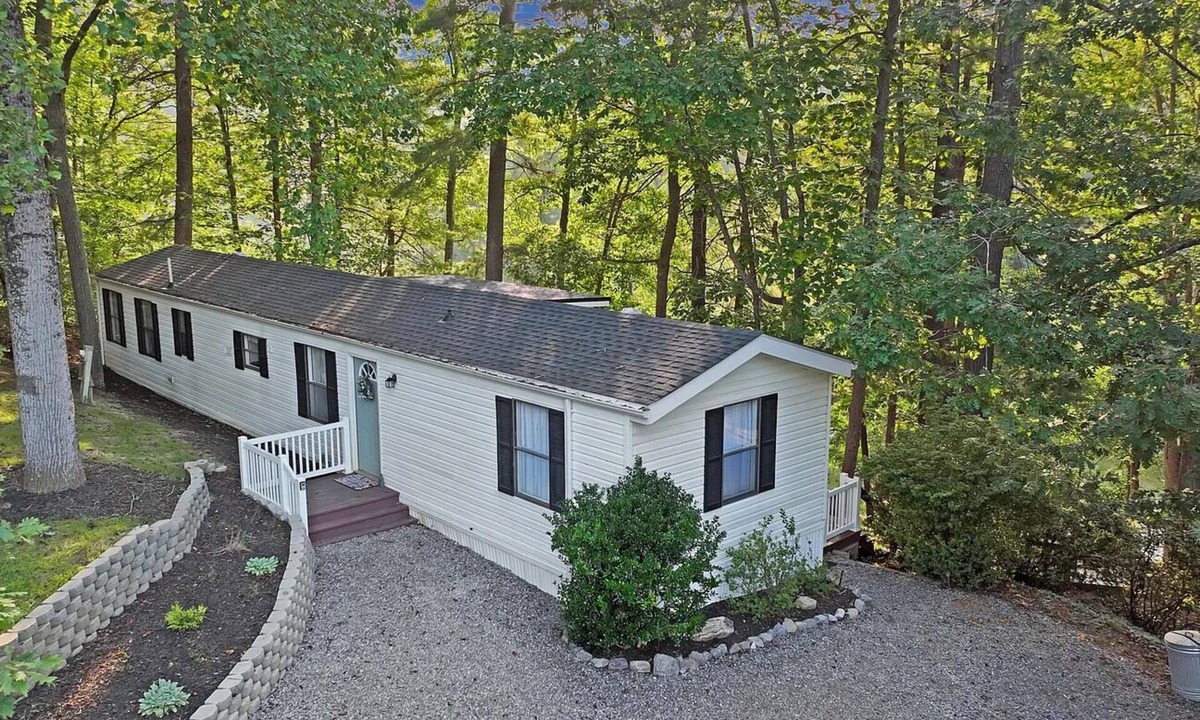 Goodview House | Lake front, cozy 2-bedroom 2-bath mobile home great views, large yard, 3 decks.