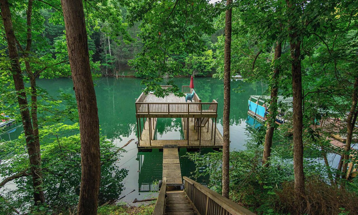 Lakeside Estates House | Lakefront Home w/Private Dock, Hot Tub & Sleeps 22