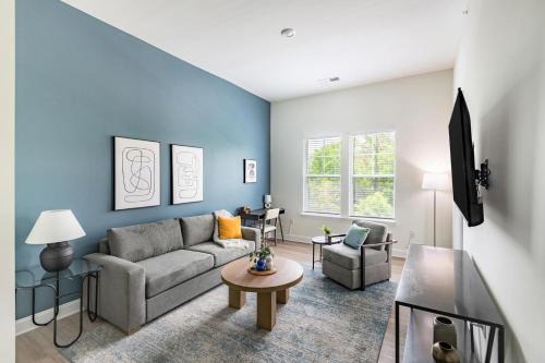 Wilmington Apartment | Landing Amazing 1BD Gym Clubhouse