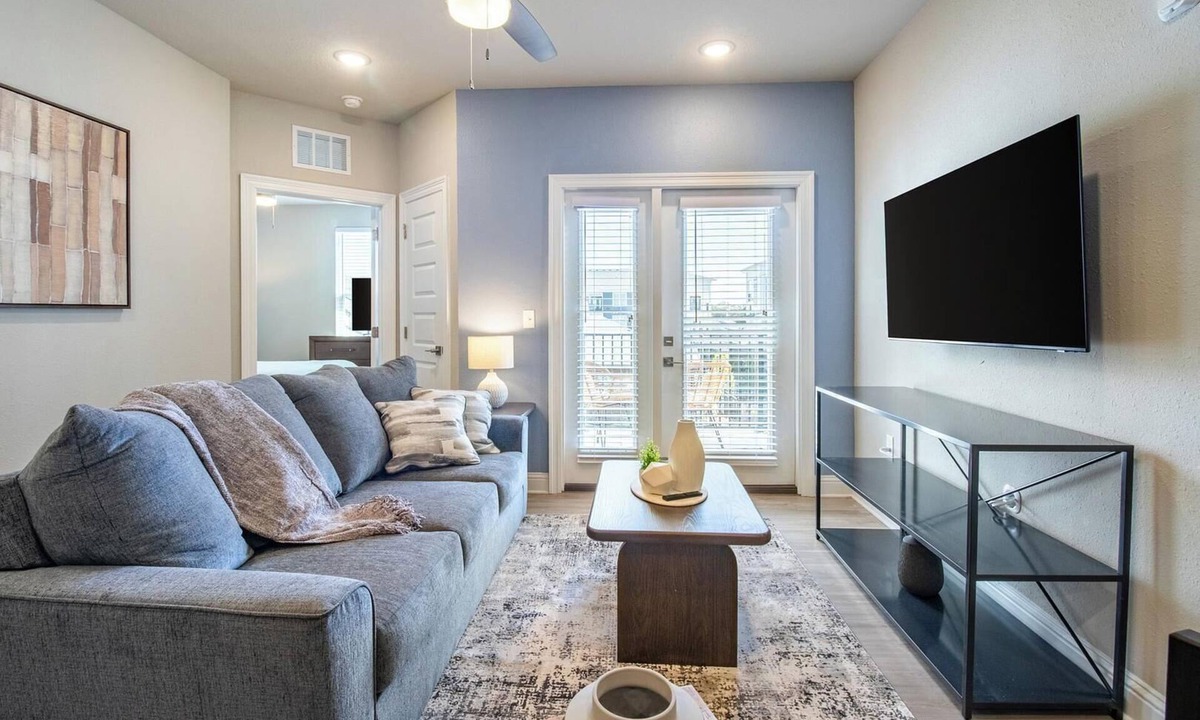 Crestview Apartment | Landing | Modern 2BD, Game Room, Clubhouse