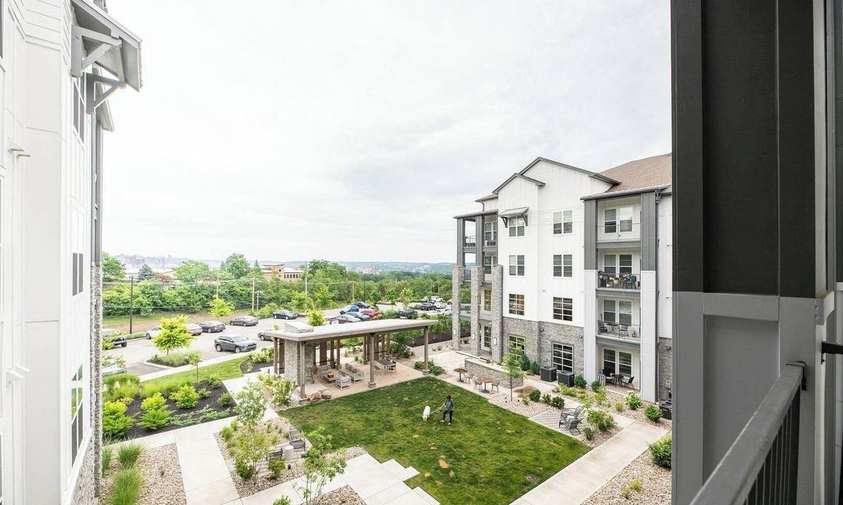 Covington Apartment | Landing | Spectacular 1BD, Yoga Studio, Clubhouse