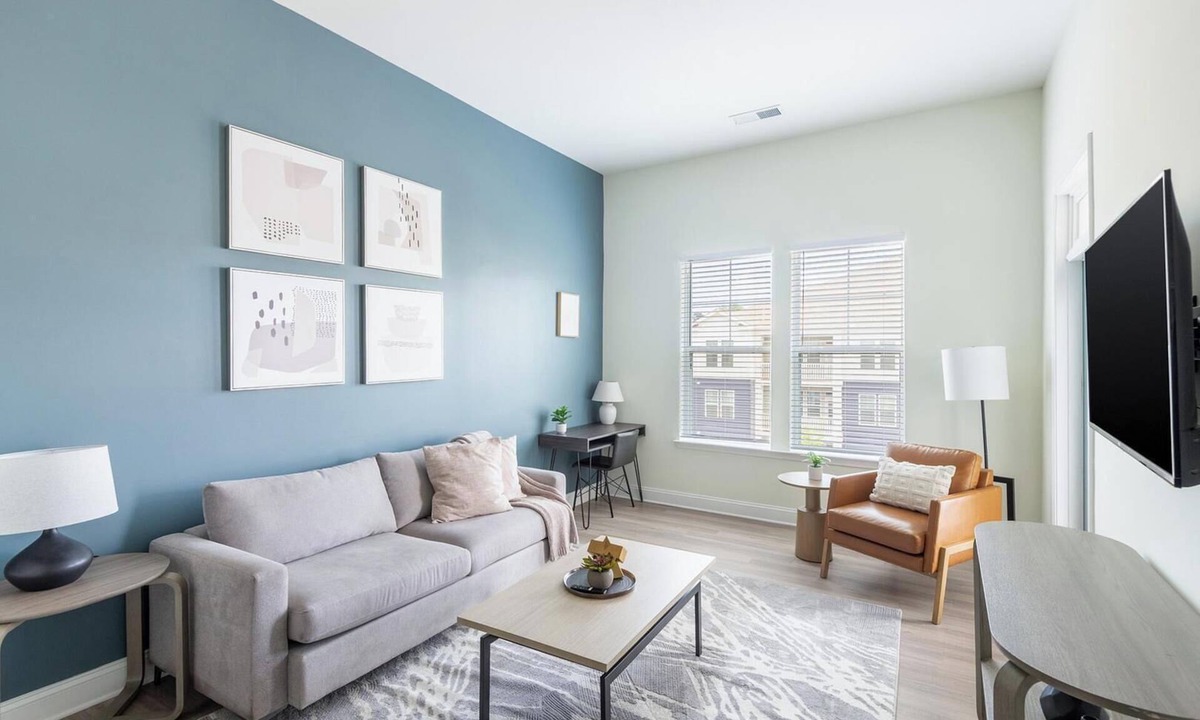 Wilmington Apartment | Landing | Spectacular 1BD, Gym, Pool