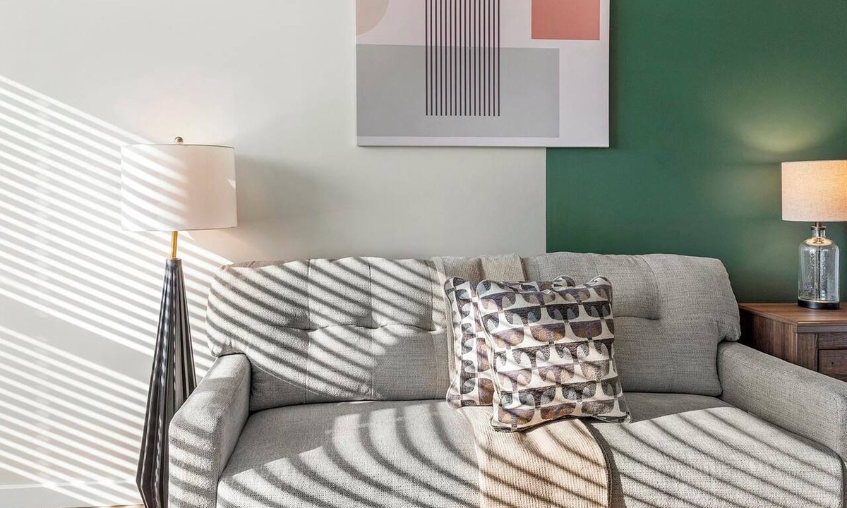 Kannapolis Apartment | Landing | Stylish Studio in Kannapolis