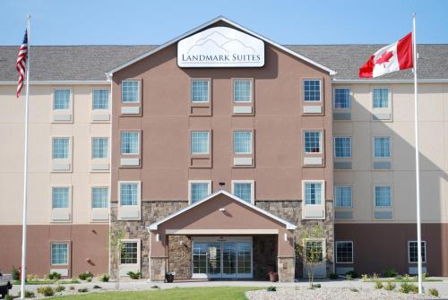 Williston Hotel | Landmark Suites - Williston