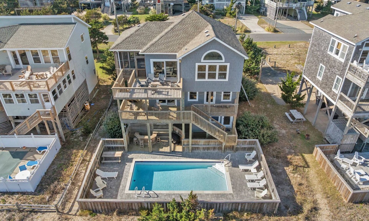 Waves House | Lands End: Dog Friendly | Private Pool | Private Hot Tub | Oceanfront