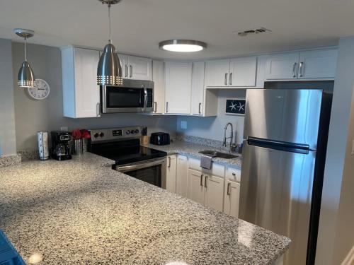 Myrtle Beach Apartment | Large Myrtle Beach Condo, Fully Renovated