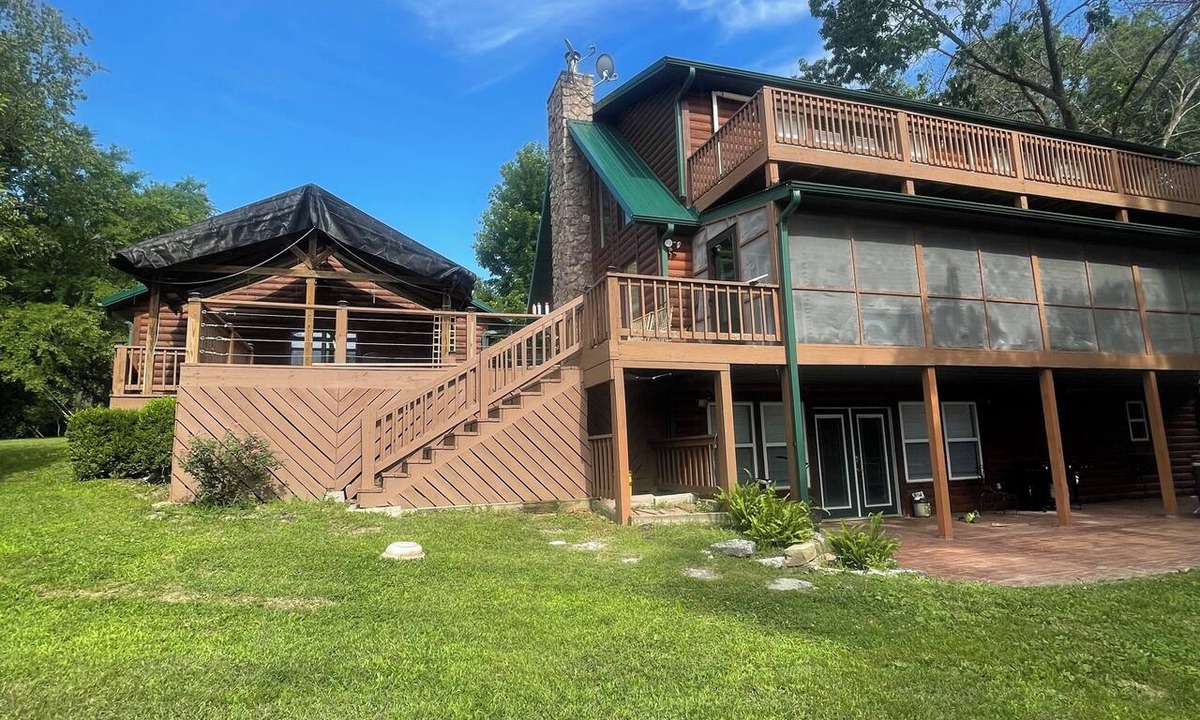 Shell Knob House | Large Spacious home with Awesome Lake Access public Boat ramp near by