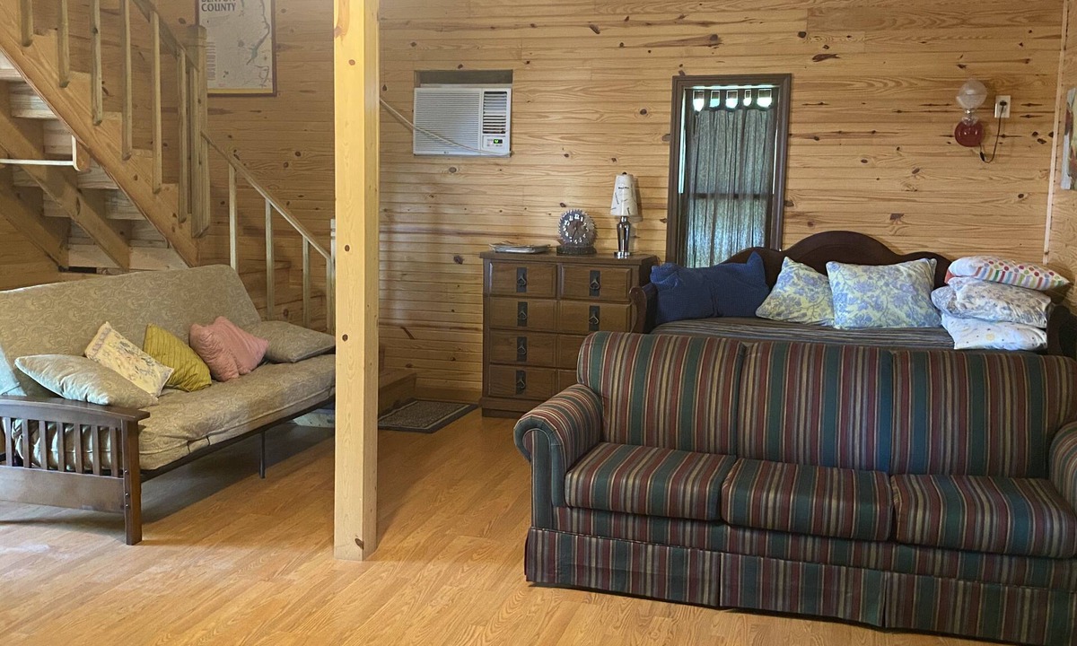 Holladay Cabin | Little Tracks Cabins