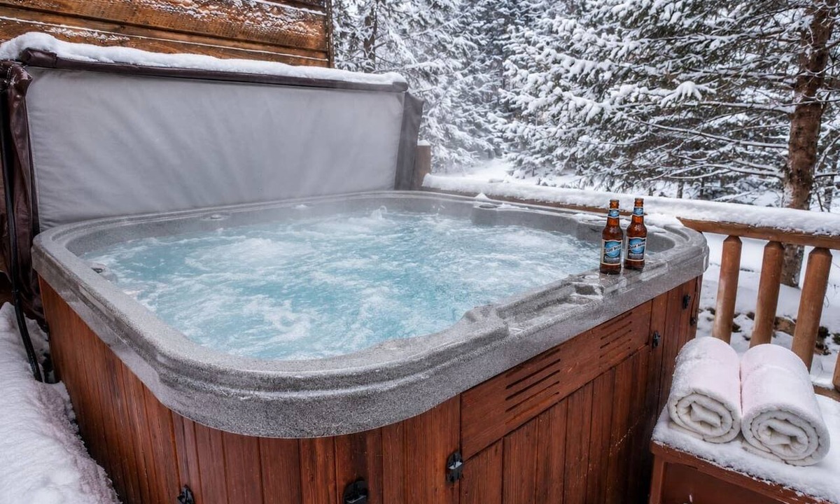 Snowshoe House | Loggers Run 2 Townhouse Near Slopes Hot Tub Garage