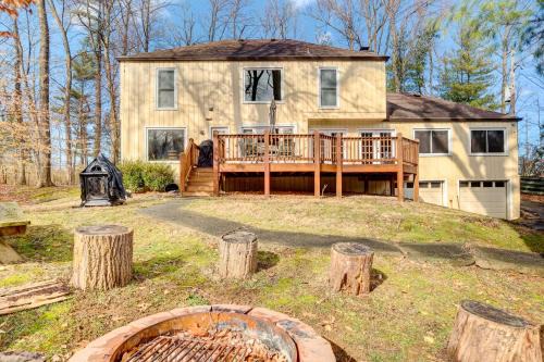 Harrods Creek House | Louisville Area Home: Deck, Fire Pit, Creek!