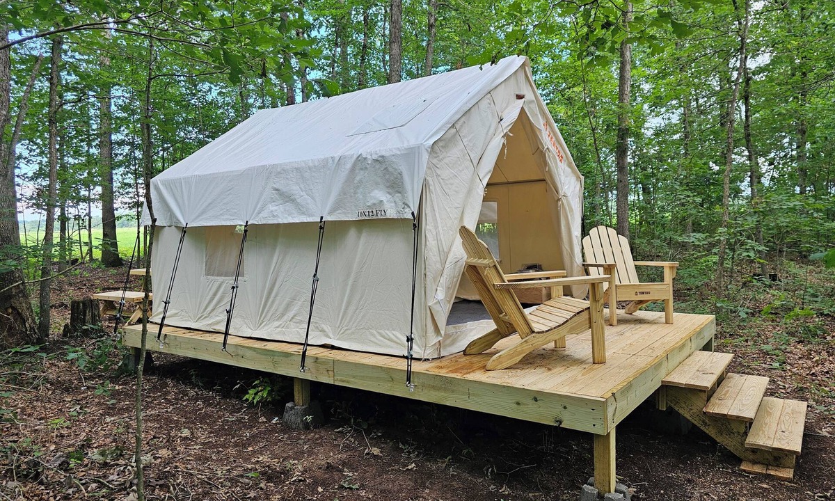 Deer Lodge RV Rental | Lovely glamping site off the beaten path in a beautiful wooded setting.