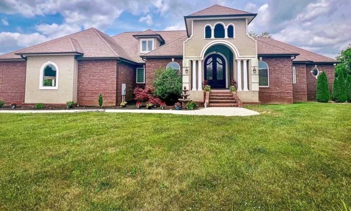Speedwell House | Luxury 3 bedroom with mountain views