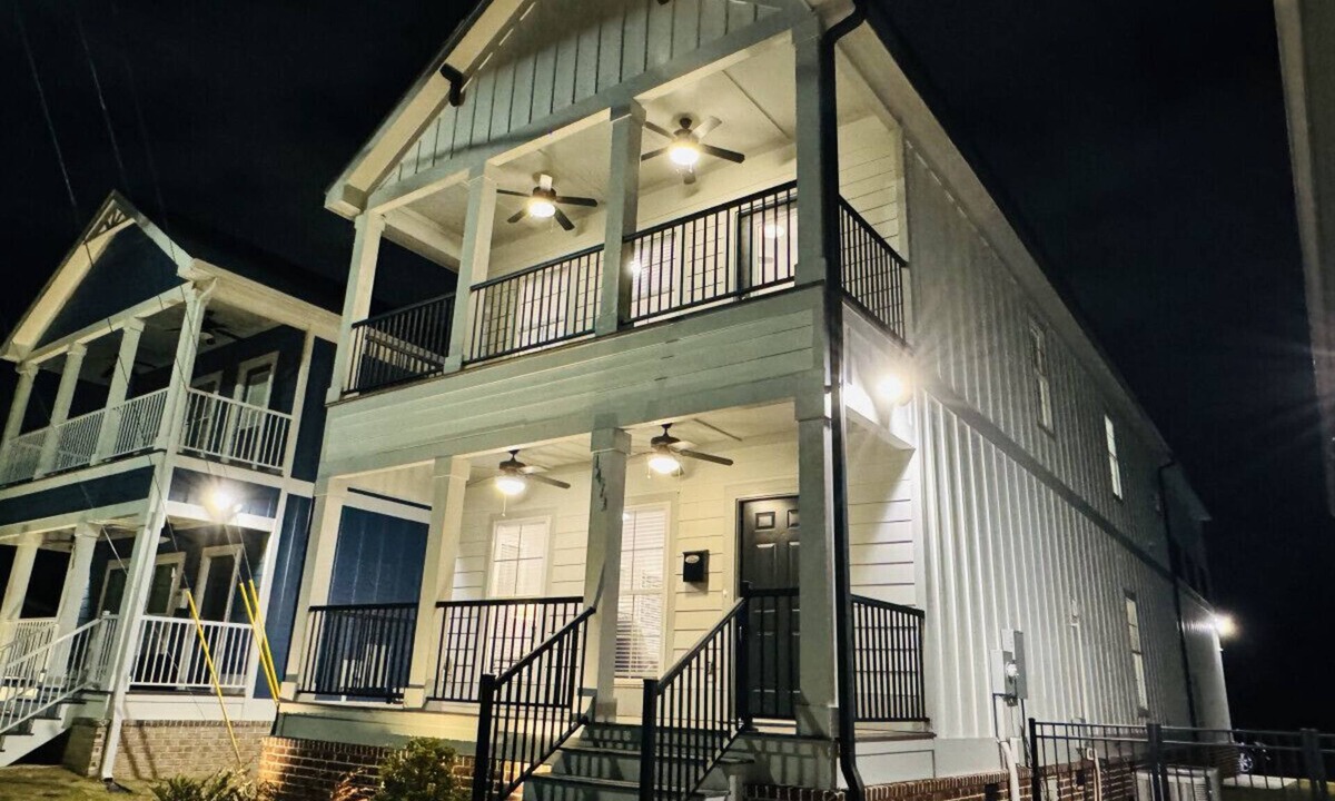 Augusta House | Luxury Medical District Home, EV Charger, Gated #2