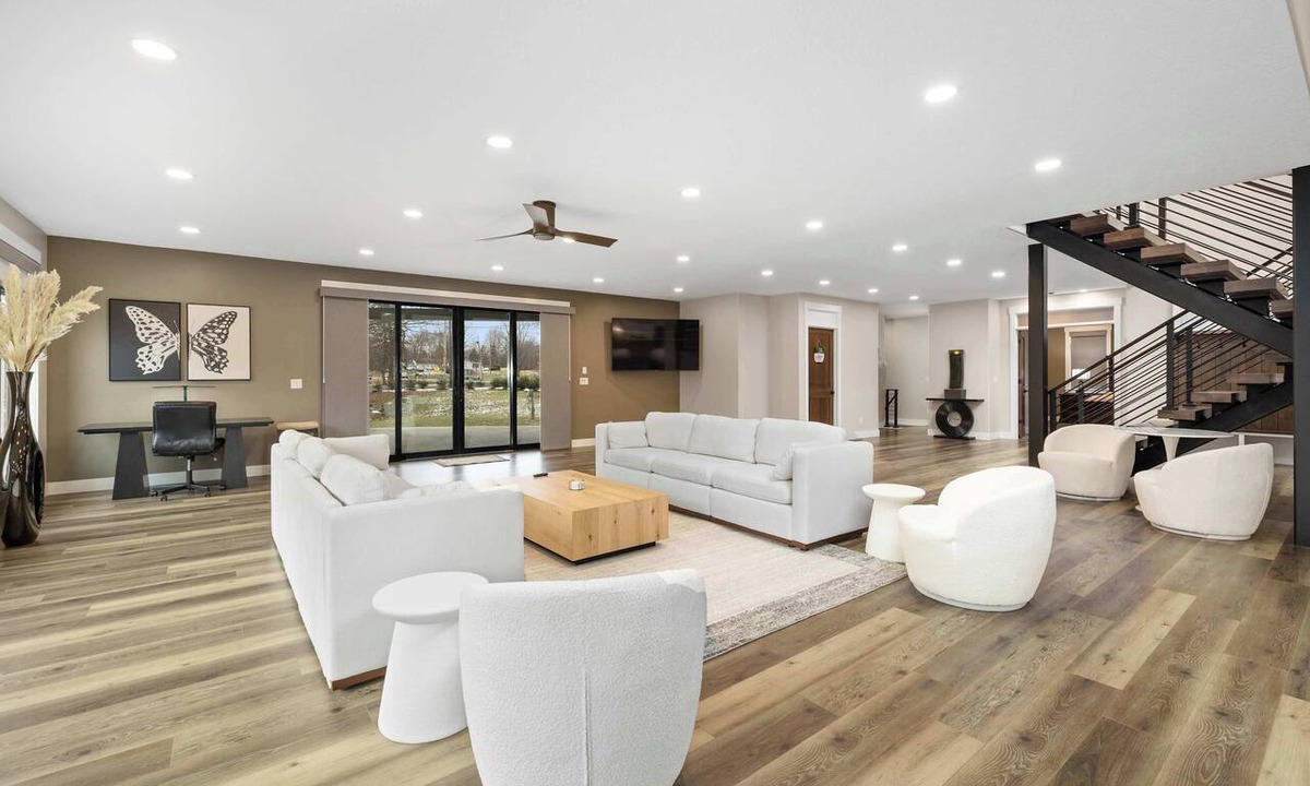 Spencerville House | Luxury Modern Lodge on St. Joe River- 6,000 Sq Ft - Sleeps 12