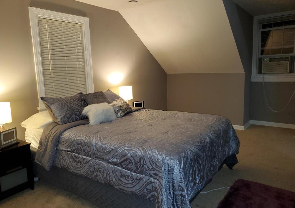 Mosby House | Magnolias