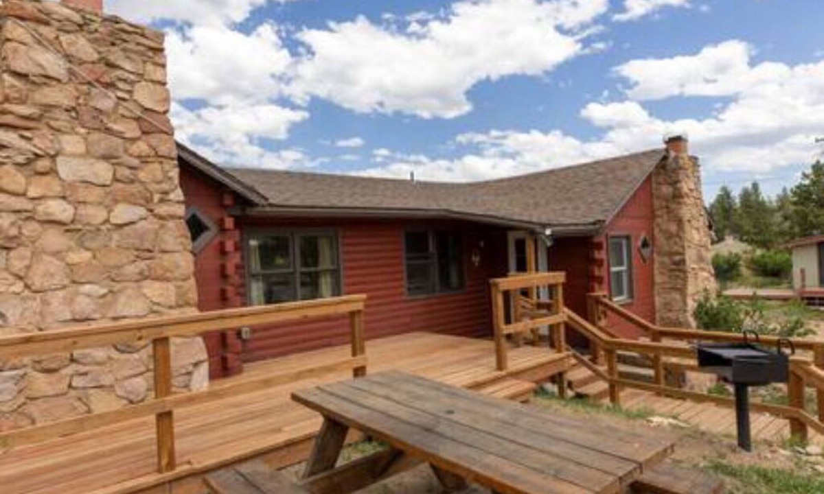 Red Feather Lakes Cabin | Marr's Mountain Cabins - Cabin 5