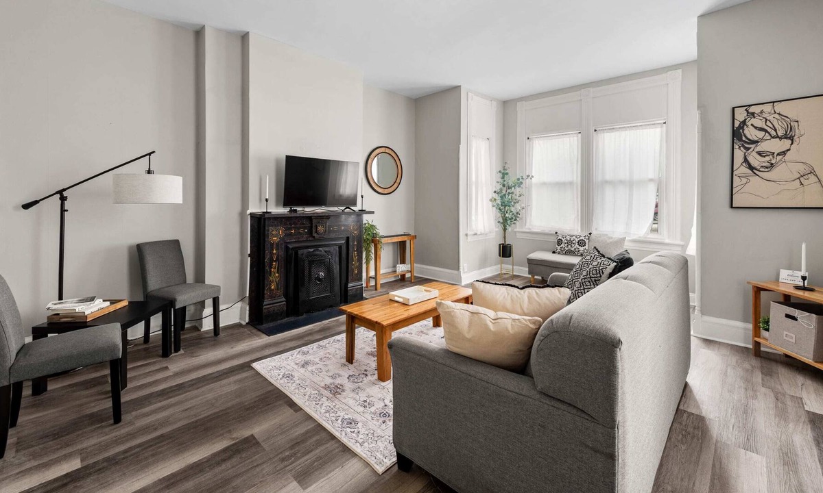 Corryville House | Midtown & Near U of Cincinnati! Dreamy on Donahue