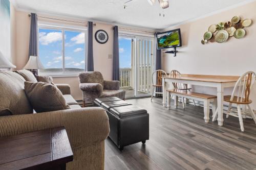Edray Apartment | ML186 First Floor WiFi EZ Gated Parking Near Village Slopes