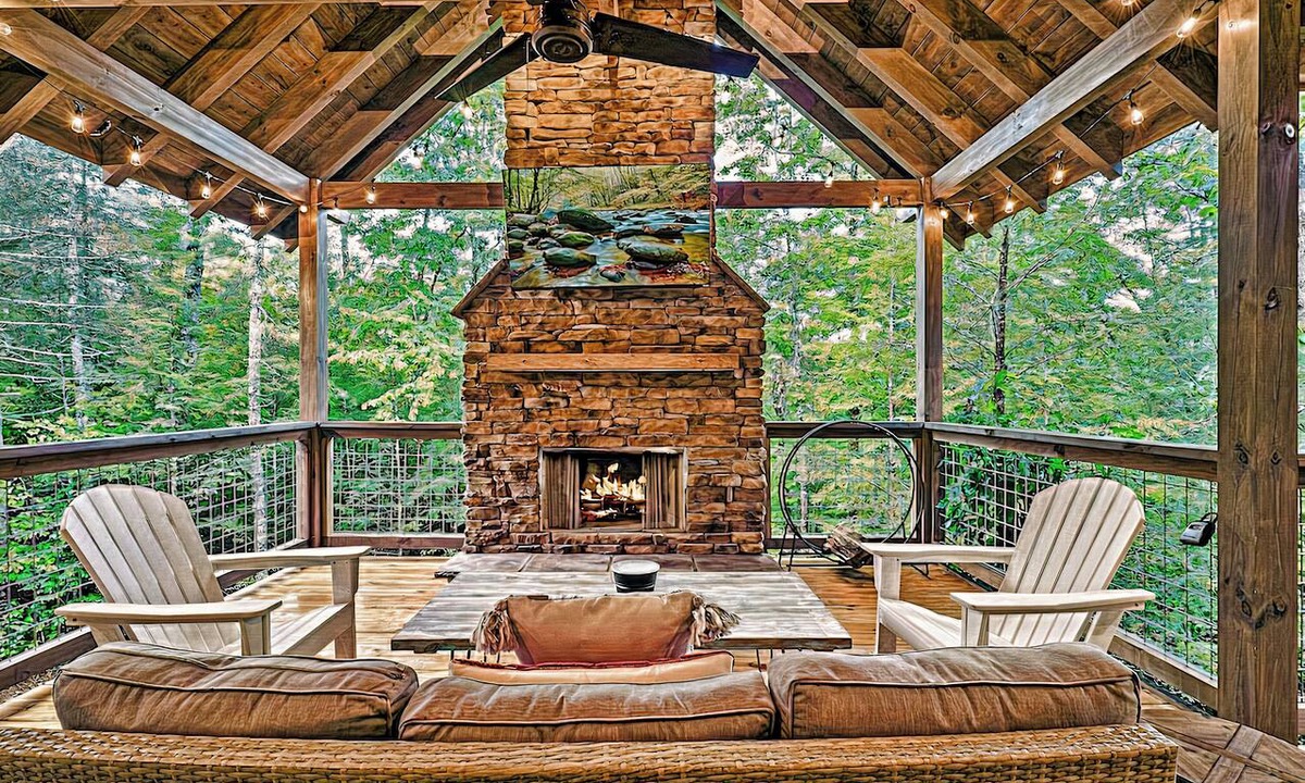 Sevierville Cabin | Modern Luxury Meets Mountain Charm in Sevierville
