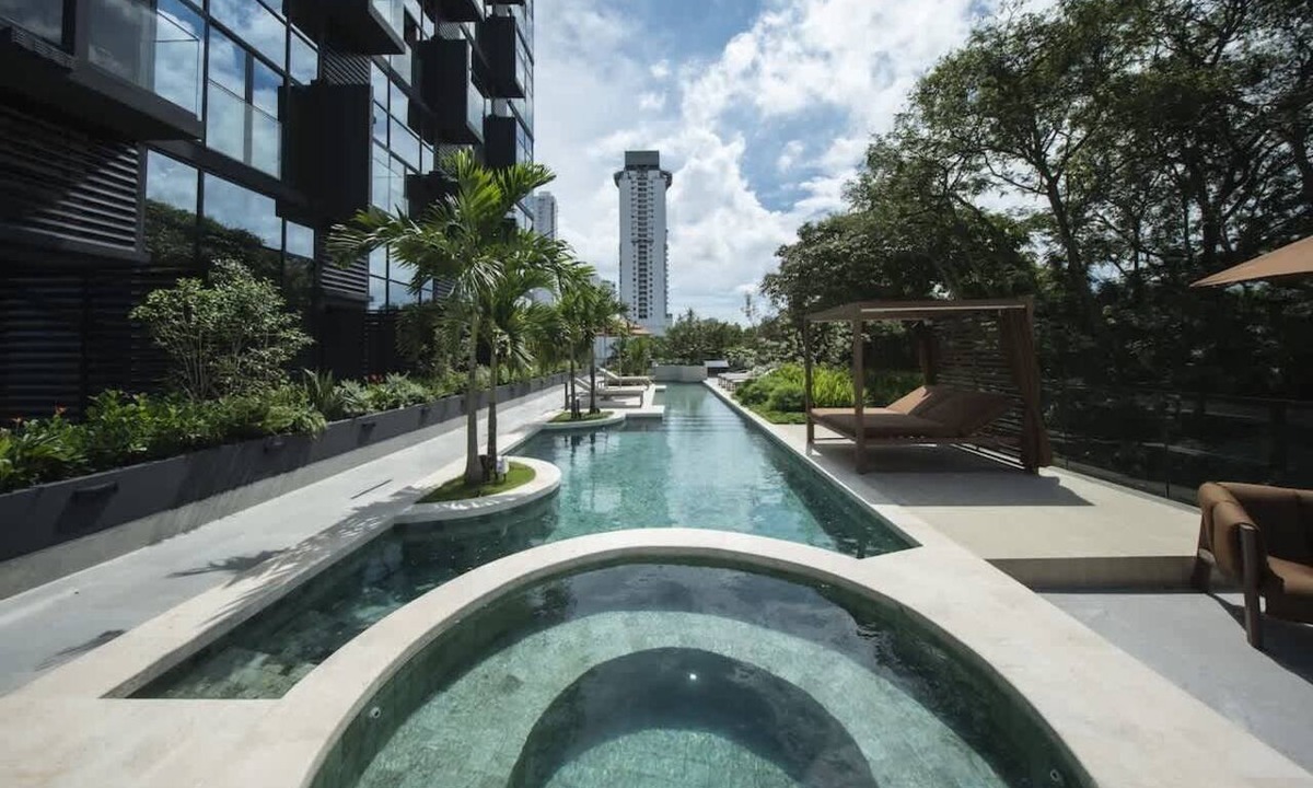 Tumba Vieja Apartment | Modern Panama Apartment with Pool and Gym View