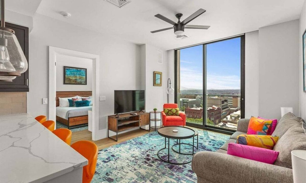 Downtown Asheville Condo | Mountain Day Dream | Arras Vacation Rentals