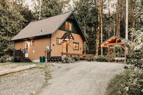 Maple Falls Ski Chalet | Mt Baker Lodging - Cabin 67 - Private 2-story cabin with a private hot tub