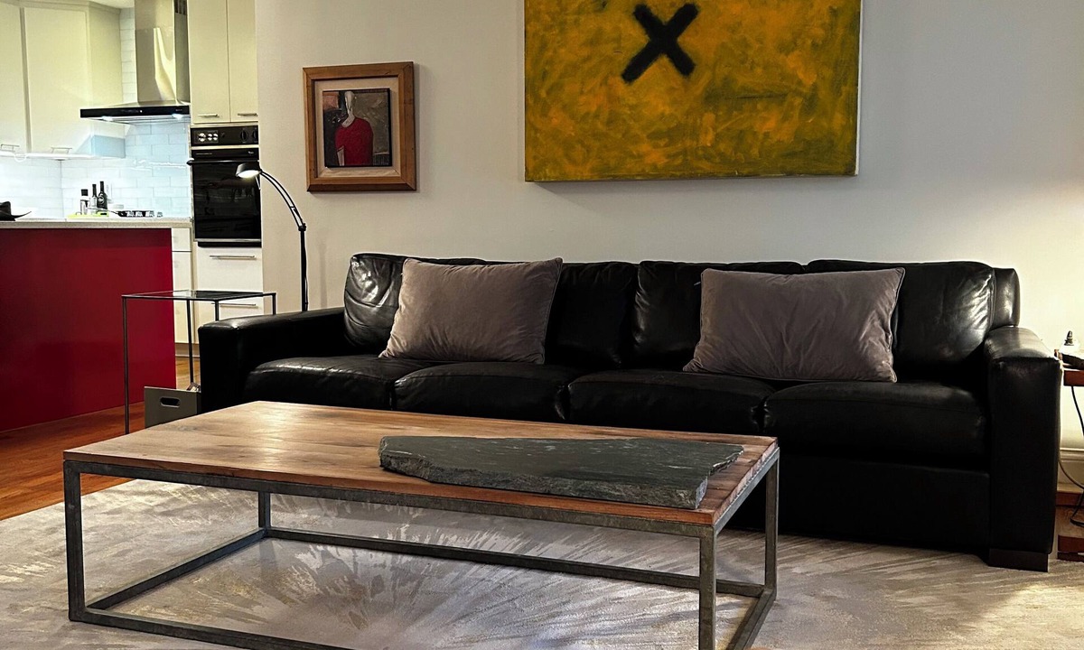 Murfreesboro House | Murfreesboro Mid-Century Modern with AC, WiFi