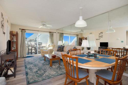 Caswell Beach House | My Great Escape