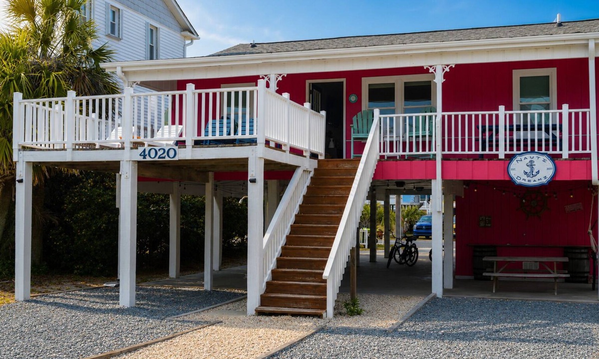 Long Beach House | Nauti Dreamz – 4BR Family Beach Retreat, Steps from Oak Island Shore!