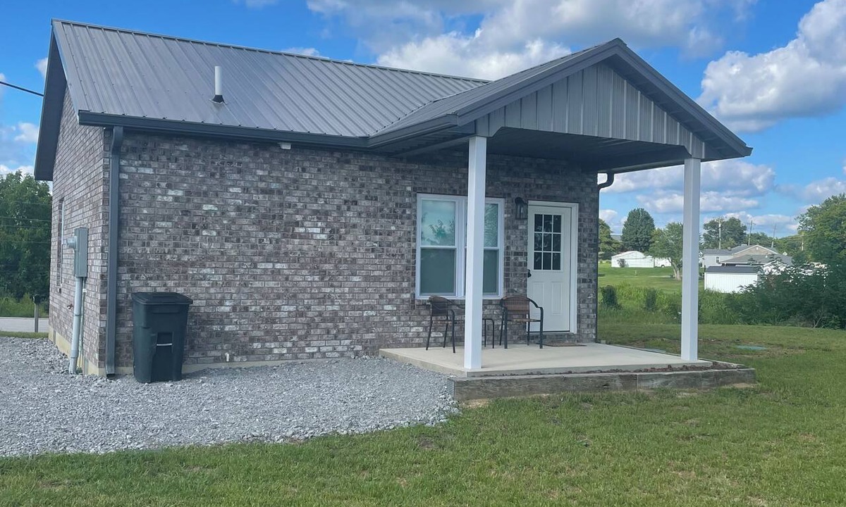 Owenton House | NEW construction: Grace Haven Tiny House in Owenton 1 Bedroom.