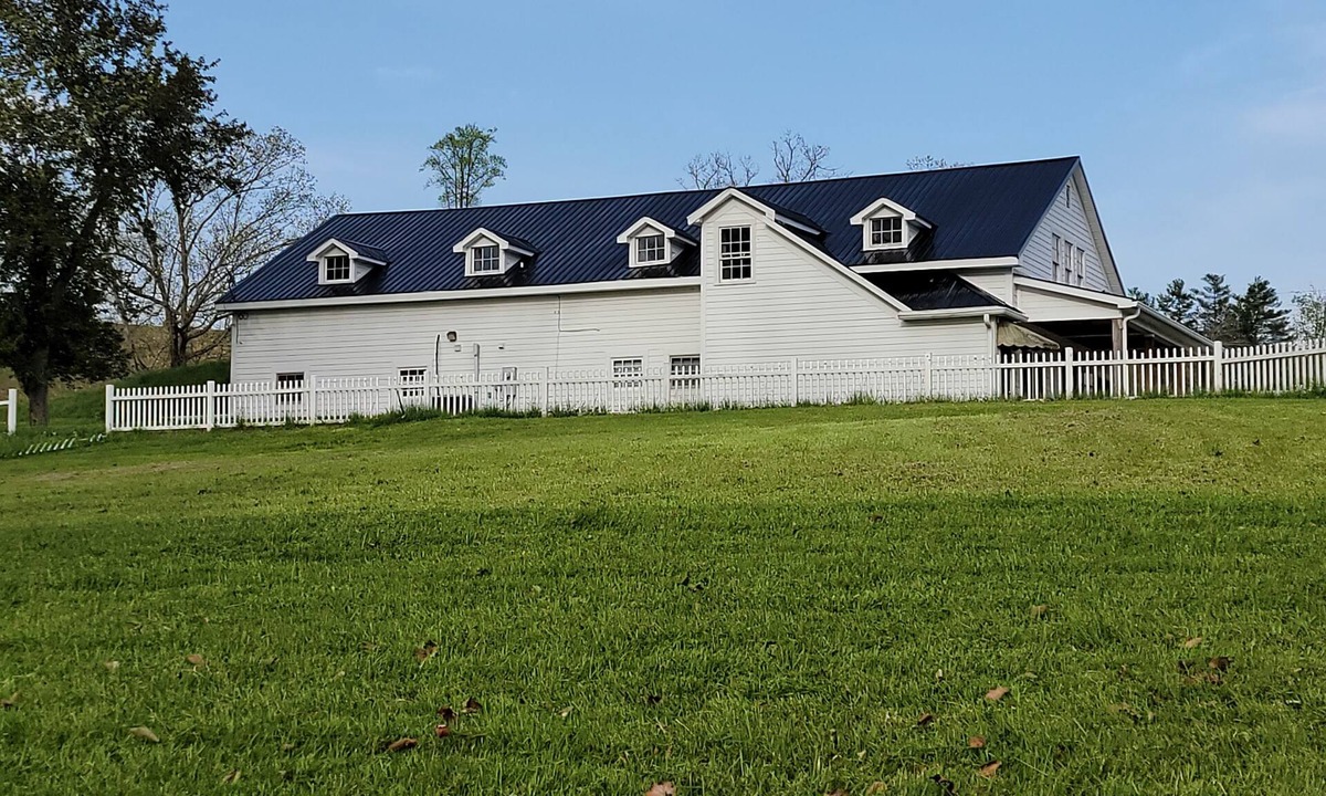 Beckwith House | New River Gorge National Park 4 Bedroom 2 Bathroom