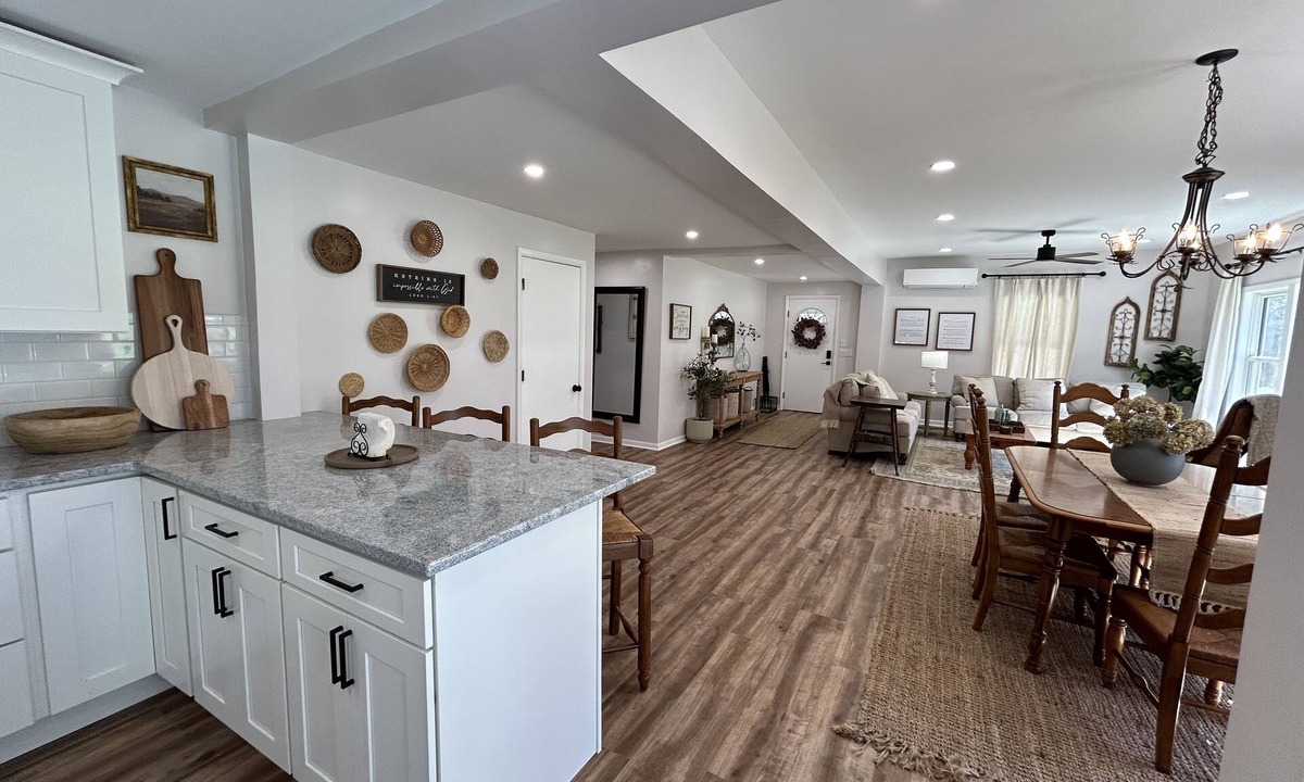 Sharps Chapel House | Norris Lake Modern Farmhouse Retreat