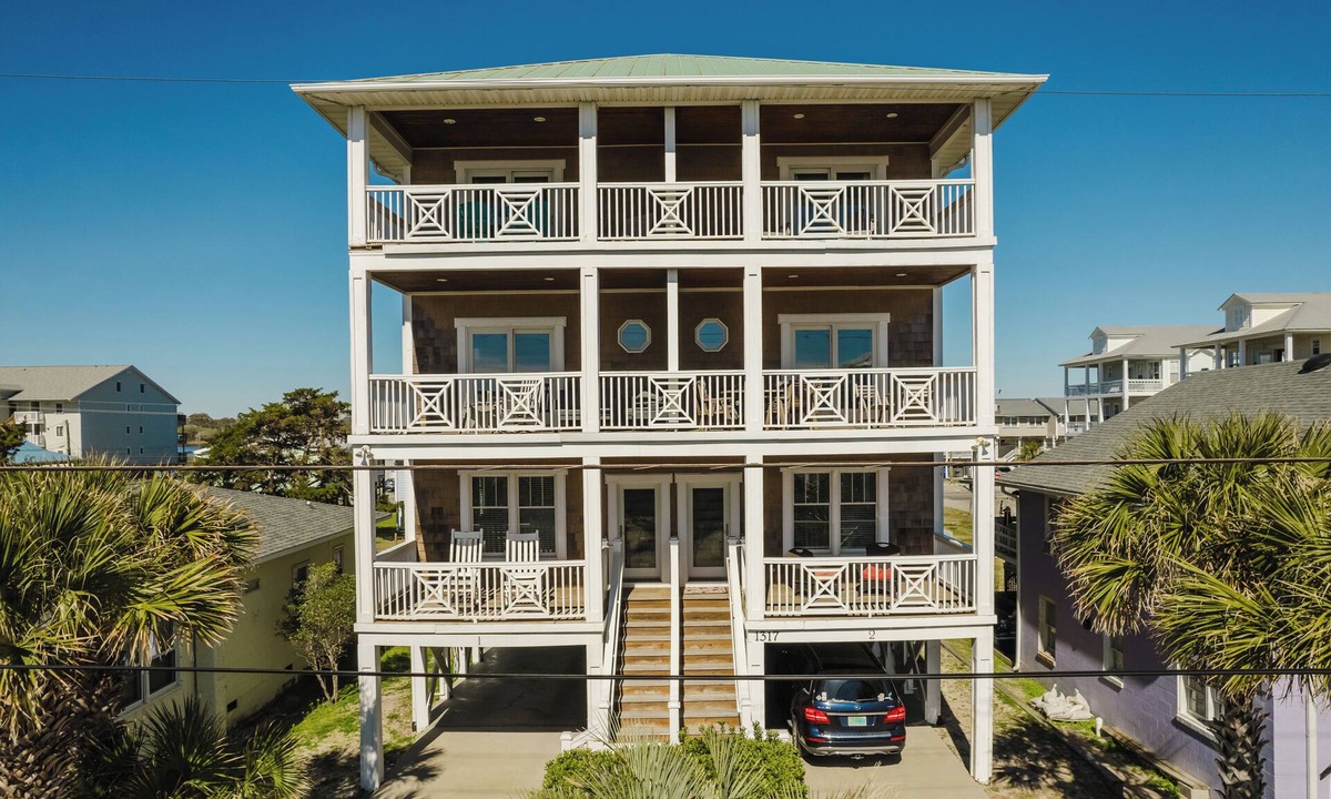 North Carolina Coast House | Ocean & Canal Views- POOL- Sleeps 13-Beach Access Across the Street!