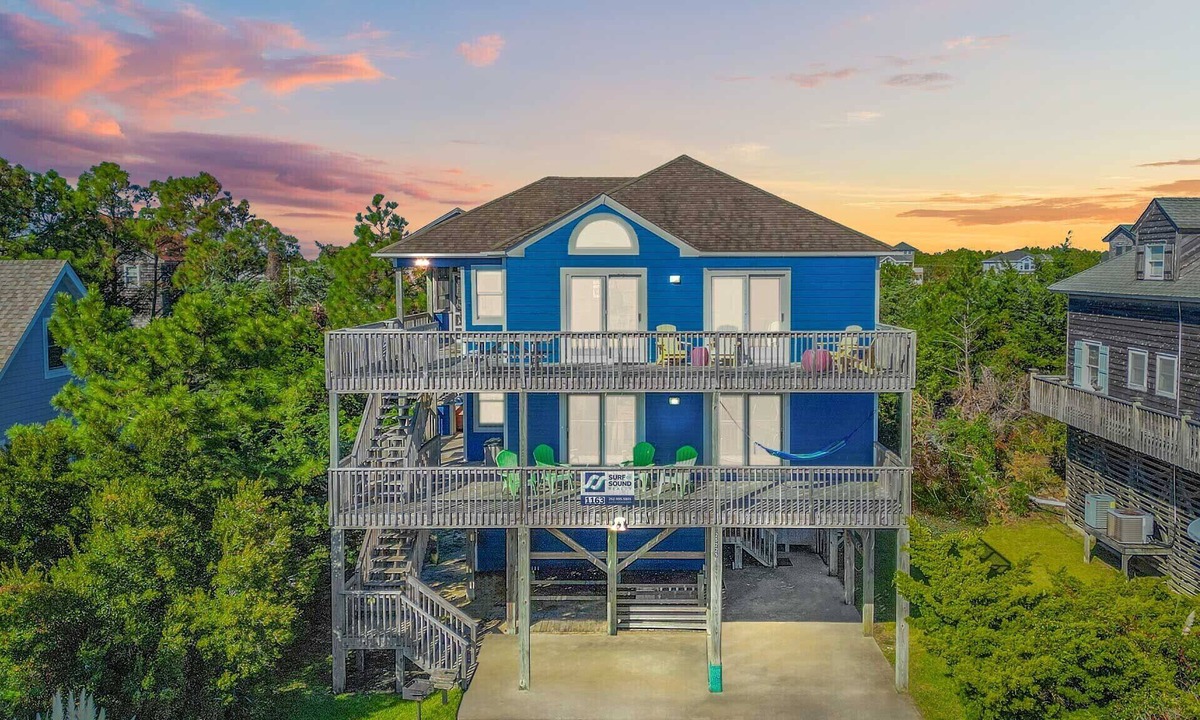 Waves House | Oceanside Dog Friendly Home w/Hot Tub, Screen Porch, Media Room, Beach Nearby