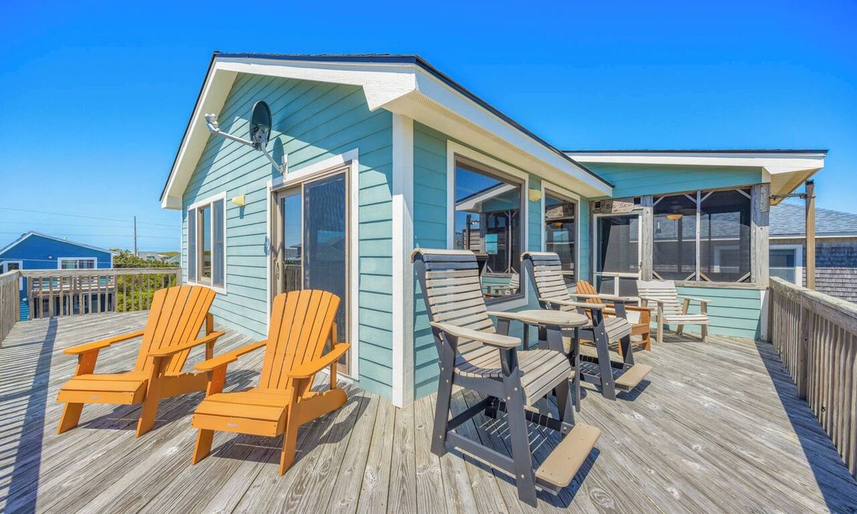 Avon House | Oceanview Home in Avon w/Screened Porch, Cargo Lift, Grill. Under the Big Sky!
