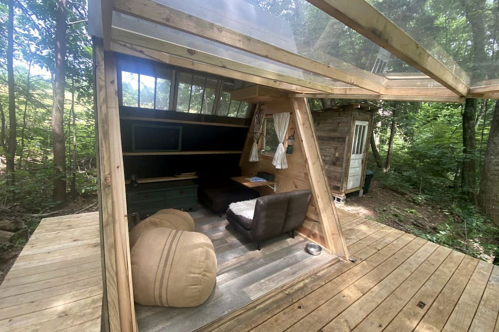 Grandview Cabin | Off-Grid Experience in Cozy Mini A-Frame in Picturesque Tennessee