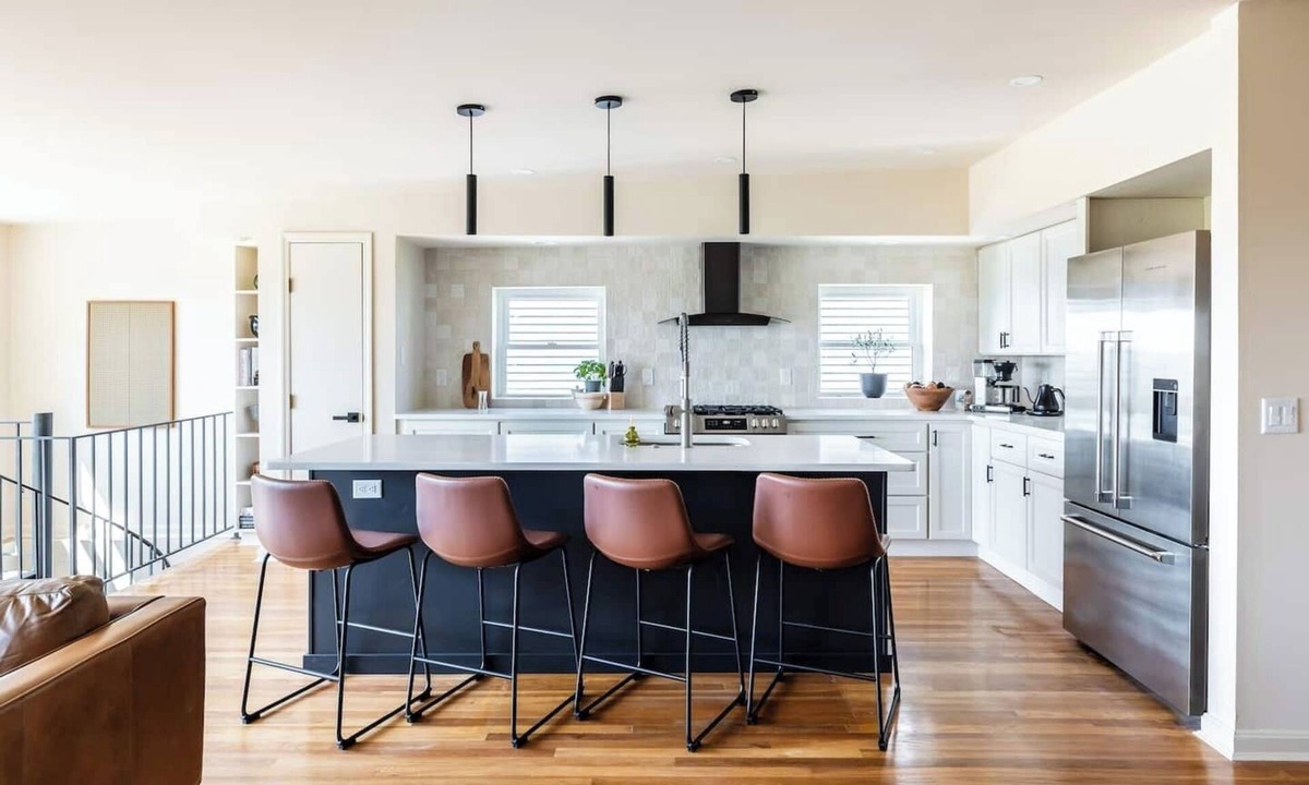 CUF House | OTR Boutique Firehouse w/Deck Views of the City
