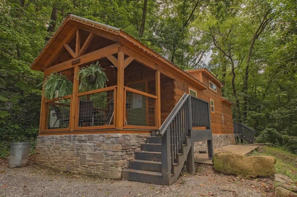 Lookout Valley Neighborhood Association House | Papa Cabin Tiny Log Home Comfort In Rustic Bliss