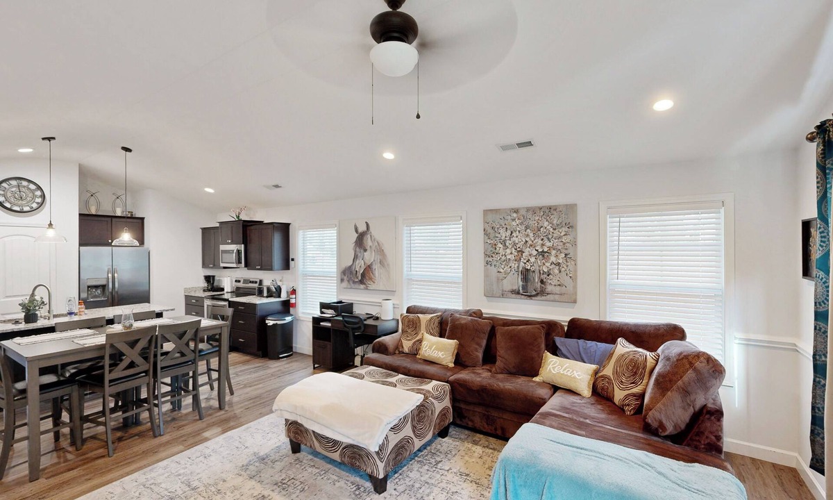 Arcadia House | Patio & Fire Pit! Dog-Friendly Spartanburg Home