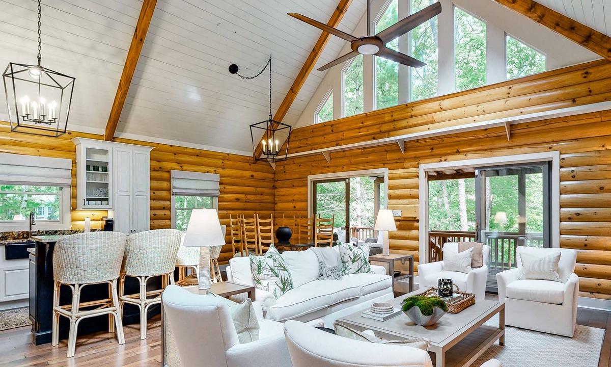 Cullowhee House | Peaceful Cove LakeHouse: Direct Lake Glenville Access | 5 Beds, 3 Decks, Firepit